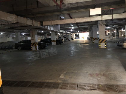 东骏湖景湾 别墅
